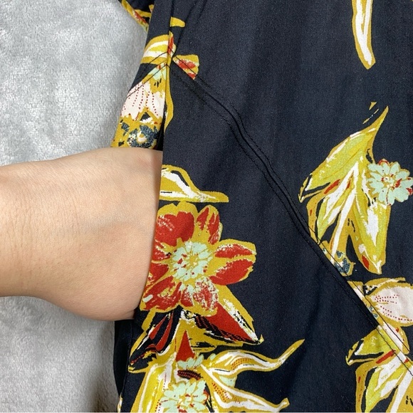 Free People Jodie Printed Tunic Womens Size XS Black Floral - Picture 3 of 9